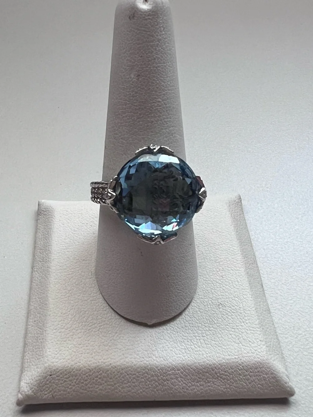 Judith Ripka Sterling Silver Faceted Blue Topaz Cocktail Ring Size 9